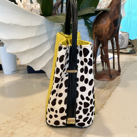 Stunning  maze color leather bag with pony hide sides and adjustable strap💕💕 - Picture 9 of 16